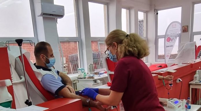 11 polițiști din Turceni au donat sânge