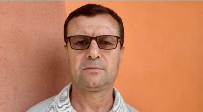 Salariat al Carierei Roșiuța, găsit mort în casă