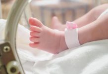 Târgu-Jiu: Cinci bebeluși s-au născut în prima zi de Crăciun