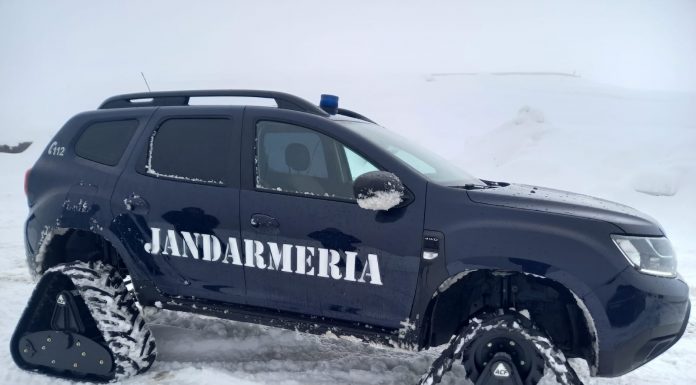Dacia Duster cu șenile pentru jandarmii din Rânca