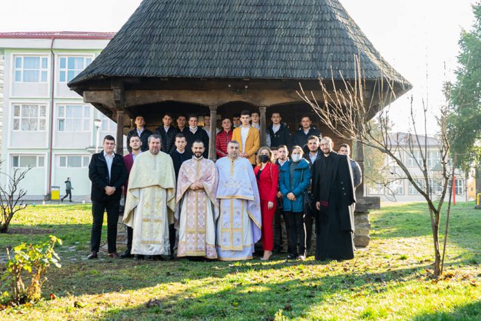 slujba sfintire liceu teologic (1)