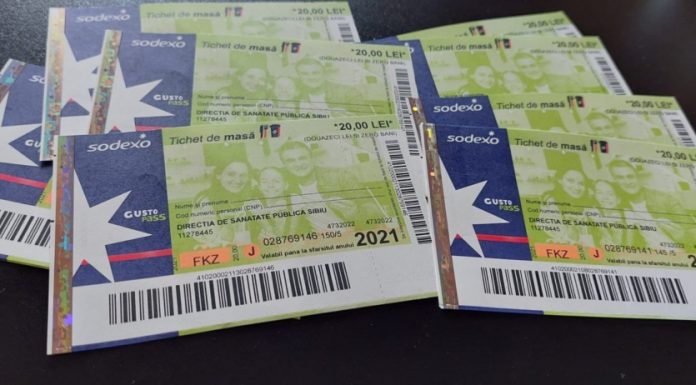 Așteptați la centrul de vaccinare pentru tichetele de masă