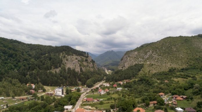 Virus periculos, într-o comună din Gorj! Zeci de persoane cu probleme de sănătate! Inspectorii DSP au amendat primăria și fac noi verificări!