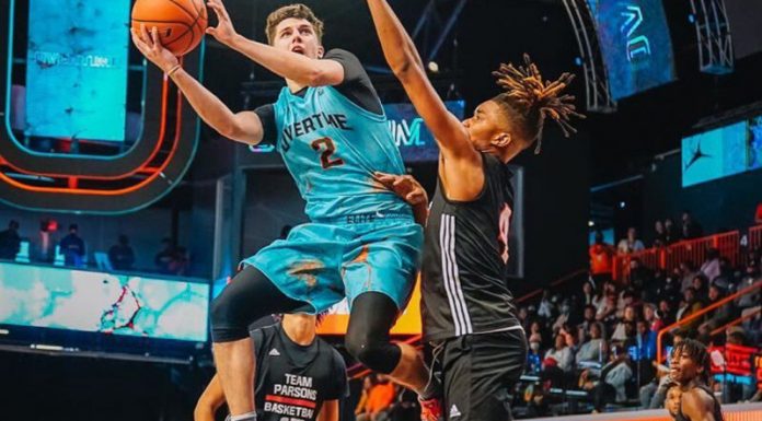 Un tânăr baschetbalist gorjean câştigă 200 de mii de dolari pe an