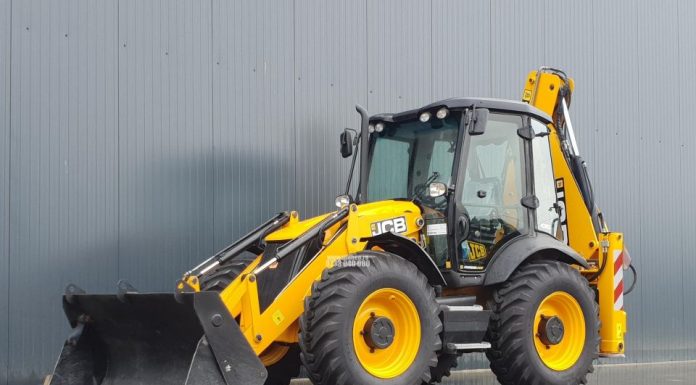 Primăria dă 500.000 lei pe un buldoexcavator