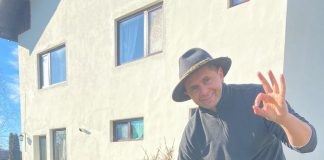 VIDEO: Rețeta săptămânii – Fabi’s Kitchen: Pui în vin roșu gătit la colecția etnografică Daciana Ungureanu