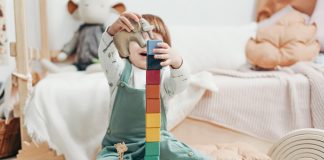 Care sunt beneficiile jucăriilor din lemn?