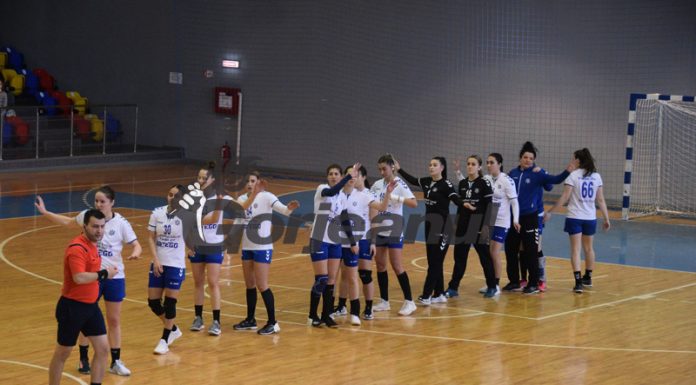 Echipa de handbal a urcat pe prima poziţie