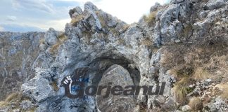 „Inelul Doamnei”, vandalizat de „turiști”!