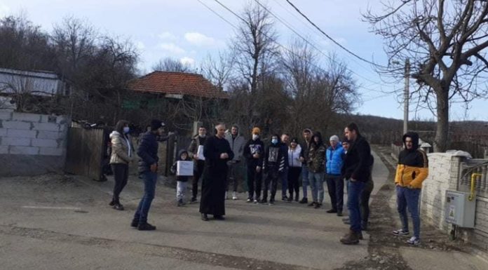 Mobilizare pentru ajutorarea unei familii căreia i-a ars casa!