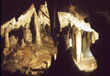 Incursiune în Lumea Carstului