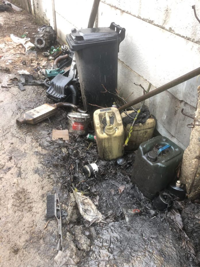 Dosar penal pentru patronul unui service auto din Drăguțești