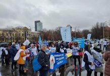 Sindicatele din Educație reiau protestele
