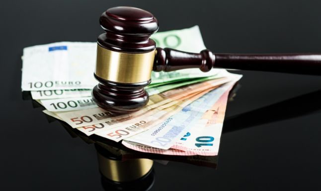 CCR dă astăzi verdictul privind pensiile speciale. Update:: Decizie amânată