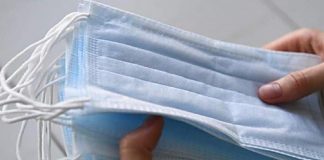 Elevii nu mai pot veni la școală cu măști textile