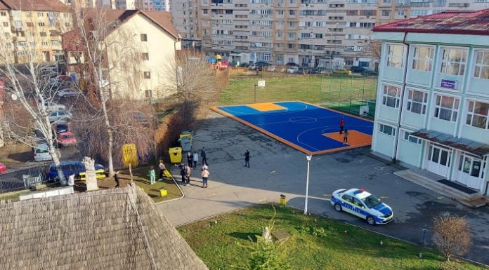 Scandal la Liceul Teologic!