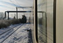 Tren blocat din cauza gerului la intrarea în Defileul Jiului