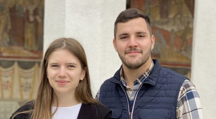 Educaţia…şi Lecţia de viaţă! – Interviu cu doi tineri studenţi şi doi oameni de viitor!(III) – ,,Suntem cei care vom duce această societate înainte și sper că o s-o ducem acolo unde ne dorim cu ardoare să fie în viitor”!