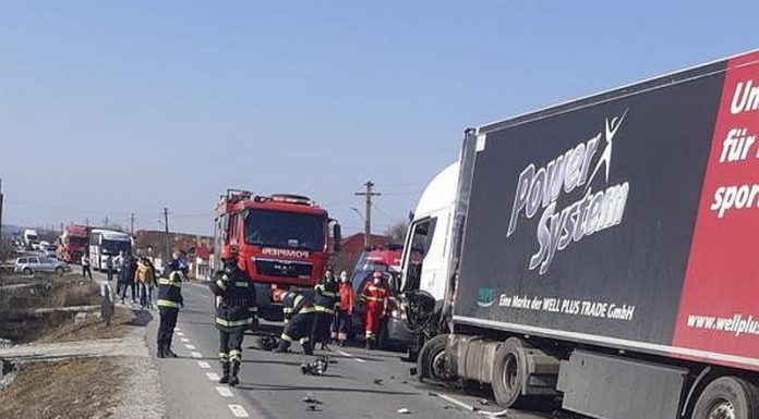 FOTO/VIDEO: Femeia decedată în accidentul de la Moi era mama unuia dintre șoferi