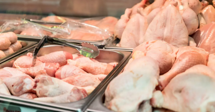 ALERTĂ! Mâncăm carne cu bacterii și reziduuri de antibiotice. Se cere ședință a CSAT!