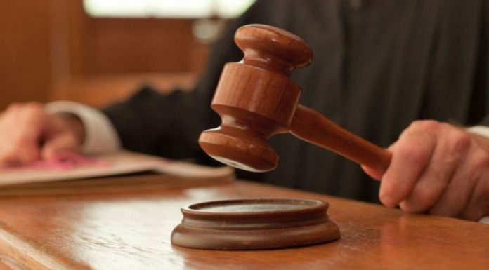 Pedeapsa primită de doi tineri care au tâlhărit o pensionară din Târgu-Jiu!