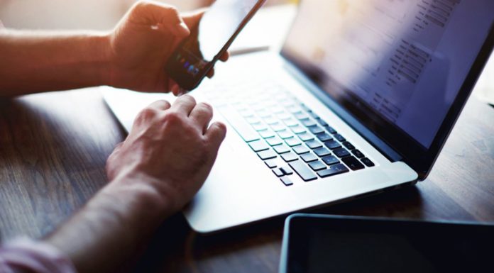 Angajaţii îşi pot verifica singuri vechimea în REVISAL