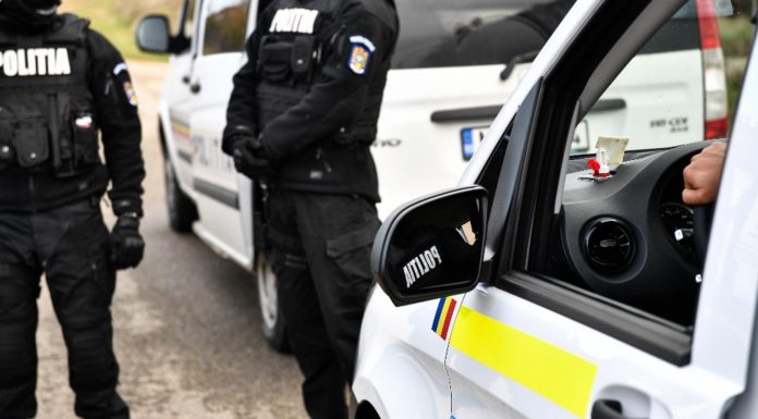 Droguri de mare risc în Gorj! Percheziții domiciliare, 16 persoane implicate în trafic de stupefiante