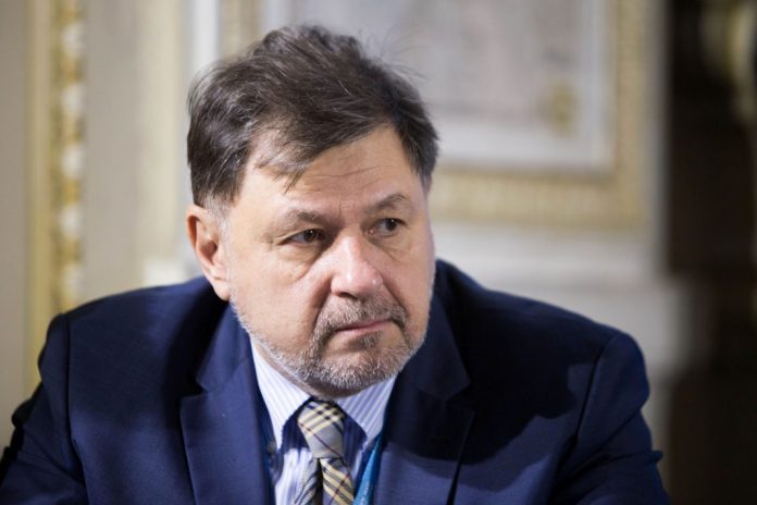 Două săptămâni cu 2.000 de cazuri Covid pe zi