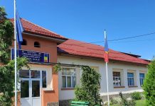 Elevi din Târgu-Jiu, calificați la etapa națională de Badminton