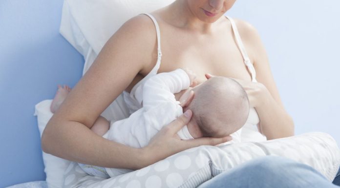 Beneficiile alimentației naturale a sugarului