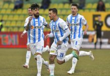 Cinci la rând pentru Craiova! Jucătorii au purtat echipamente speciale la meciul cu Mioveni