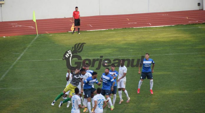 Avertisment pentru panduri: O echipă cu pretenții nu trebuie să mai facă cadouri