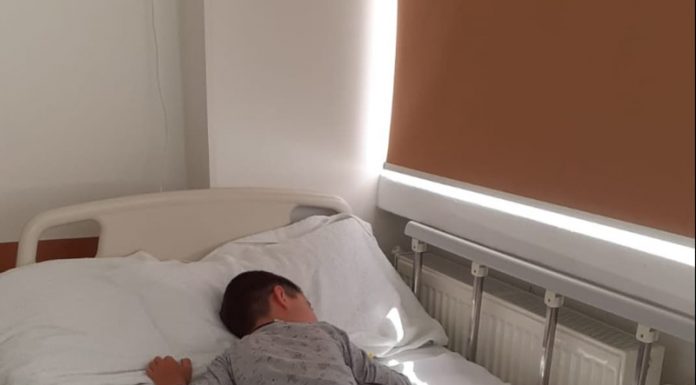 Doctorul Stăniloiu, de la SJU Târgu-Jiu, acuzat de comportament neprofesionist în consultarea unui pacient de vârstă preșcolară