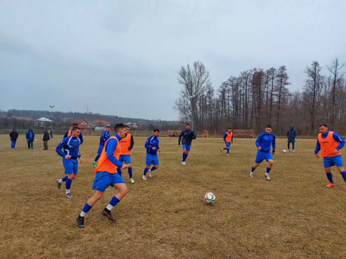 Bustuchin a relansat campionatul