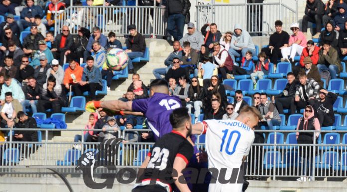 Pandurii începe play-off-ul la Reșița