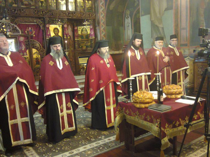 Educaţia…şi Lecţia de viaţă! – Slujba de pomenire a sculptorului Constantin Brâncuşi, la Mănăstirea Lainici, Gorj (II) – ,,Se cuvine să-I mulţumim Bunului Dumnezeu, pentru că ne-a întărit şi ne-a călăuzit paşii ca să facem, astăzi, slujba de comemorare a lui Constantin Brâncuşi”!