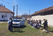 FOTO| Copiii de gimnaziu, față-n față cu Poliția! Caravana Prevenirii Criminalității, în școlile din Gorj