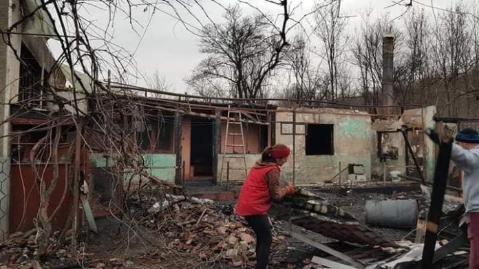 Casa unui angajat al CEO a ars complet! Colegii săi, din minerit și energie, strâng bani ca să-l ajute