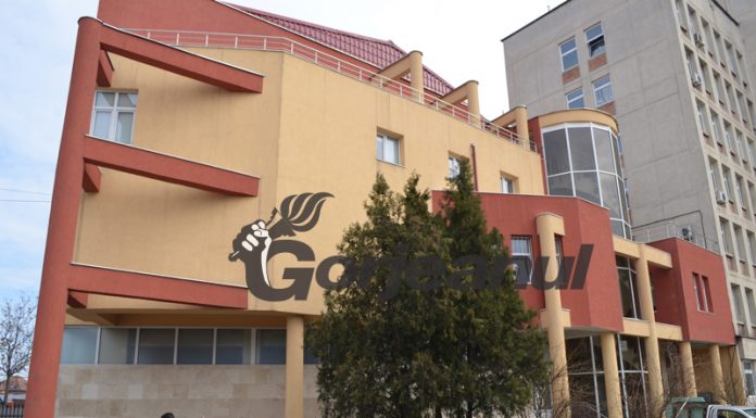 Aproape trei mii de cereri de angajare, depuse la CE Oltenia