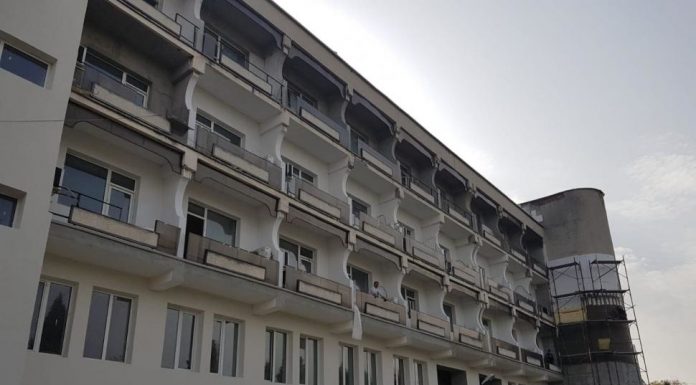 Hotelul de la Stadionul Municipal Târgu Jiu va fi folosit pentru refugiați