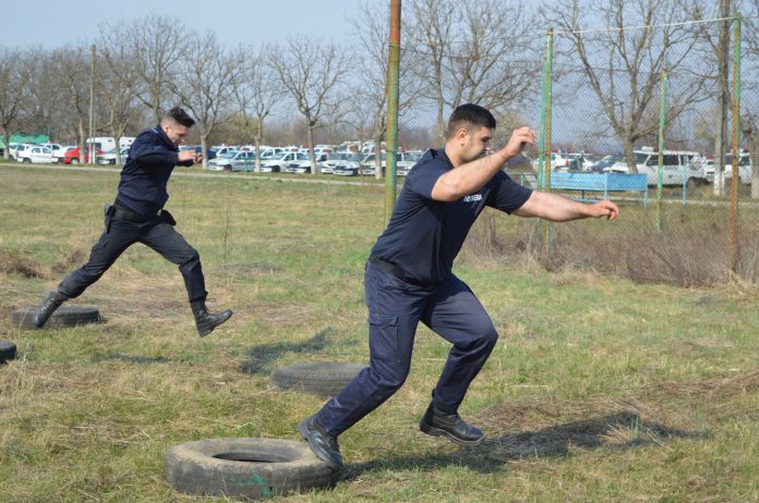 FOTO| Luptători jandarmi din Gorj și Dolj, dar și din Poliția județeană, la Cupa Jandarmeriei!