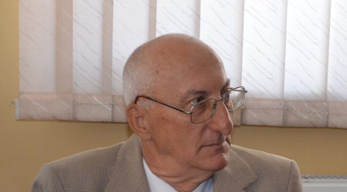 Nicolae Dragoş călătorind prin lumea cuvintelor