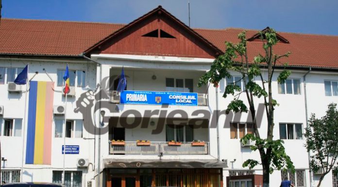 Nevoiașii din Rovinari, ajutați cu tichete sociale