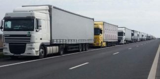 Primele amenzi contestate pentru lipsa PLF. Șofer de TIR, din Gorj, amendat cu 3.000 de lei la intrarea în țară