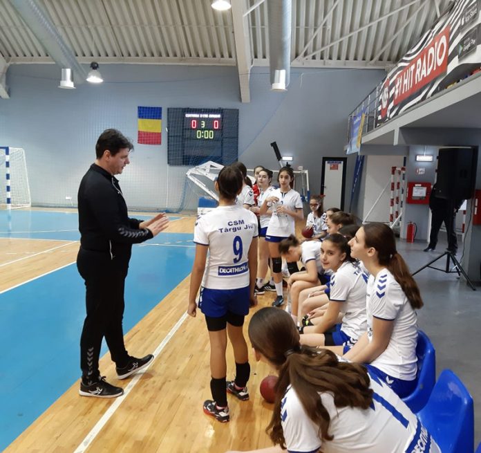 Junioarele 3 dau piept cu liderul grupei