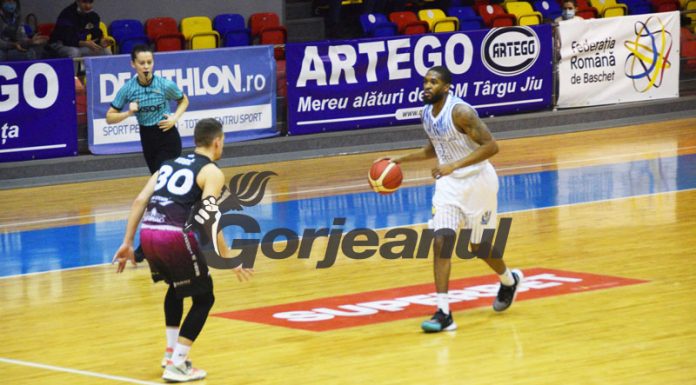 Două deplasări pentru echipa de baschet