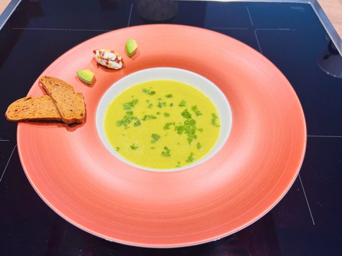 VIDEO: Rețeta săptămânii – Bucătăria lui Fabi: Supă cremă din Avocado