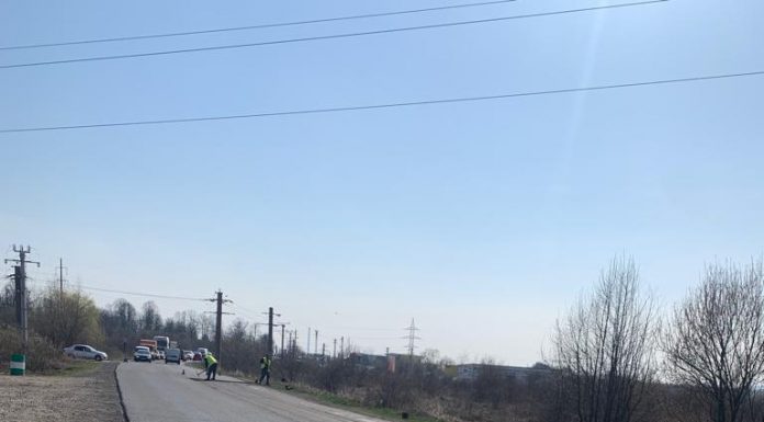 Edilitara: Se asfaltează strada Narciselor