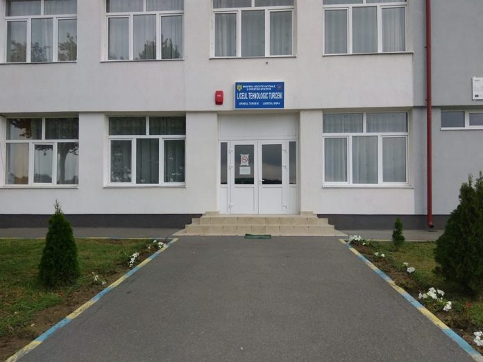 liceul tehnologic turceni