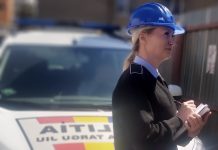 Terasă construită ilegal. Patron amendat cu 10.000 lei